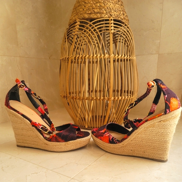 Shoedazzle unique multi color tropical espadrille wedge Sandals size 9.5 - Picture 10 of 10